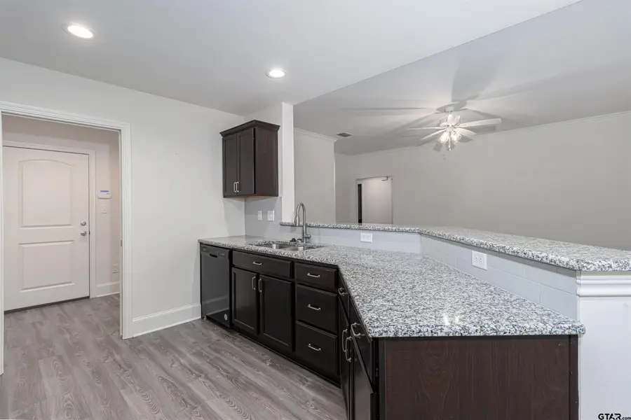 815 E Grande Blvd T-101, Tyler, TX 75703 - #3