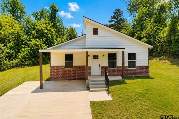 1410 W Connally St, Tyler, TX 75701