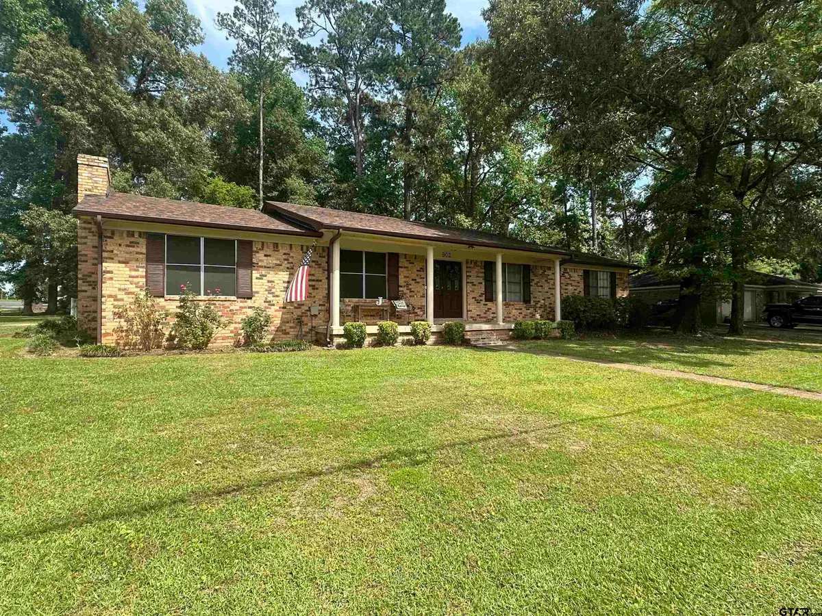 902 Pine Cove, Jacksonville, TX 75766 - #1