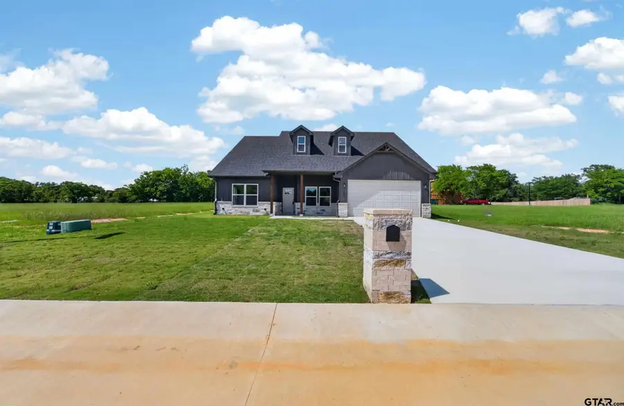 105 W Teal Drive, Troup, TX 75789 - #2