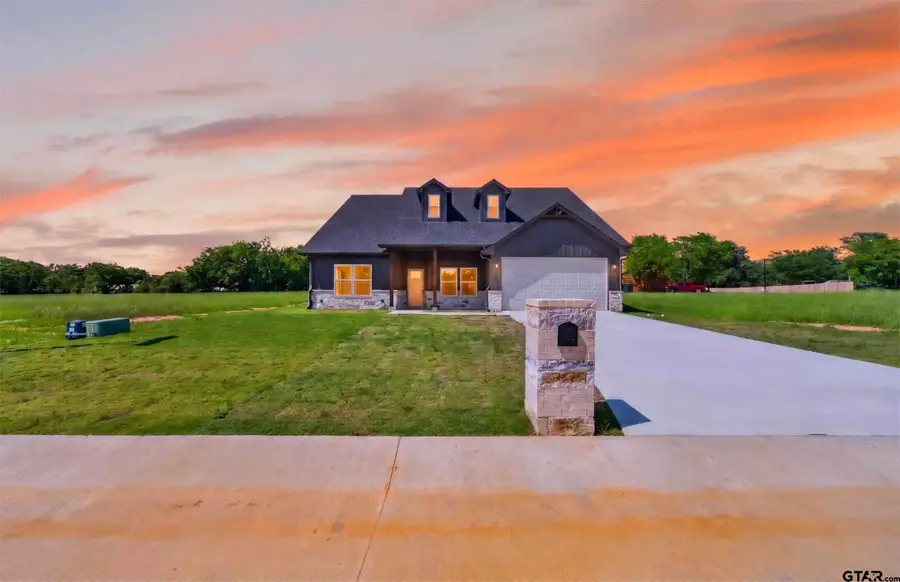 105 W Teal Drive, Troup, TX 75789 - #3
