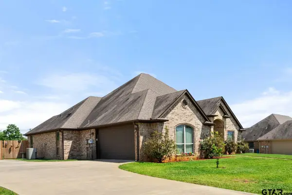 21311 Boone Dr, Bullard, TX 75757