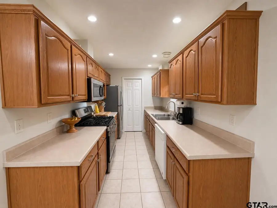 114 Westpark, Pittsburg, TX 75686 - #2