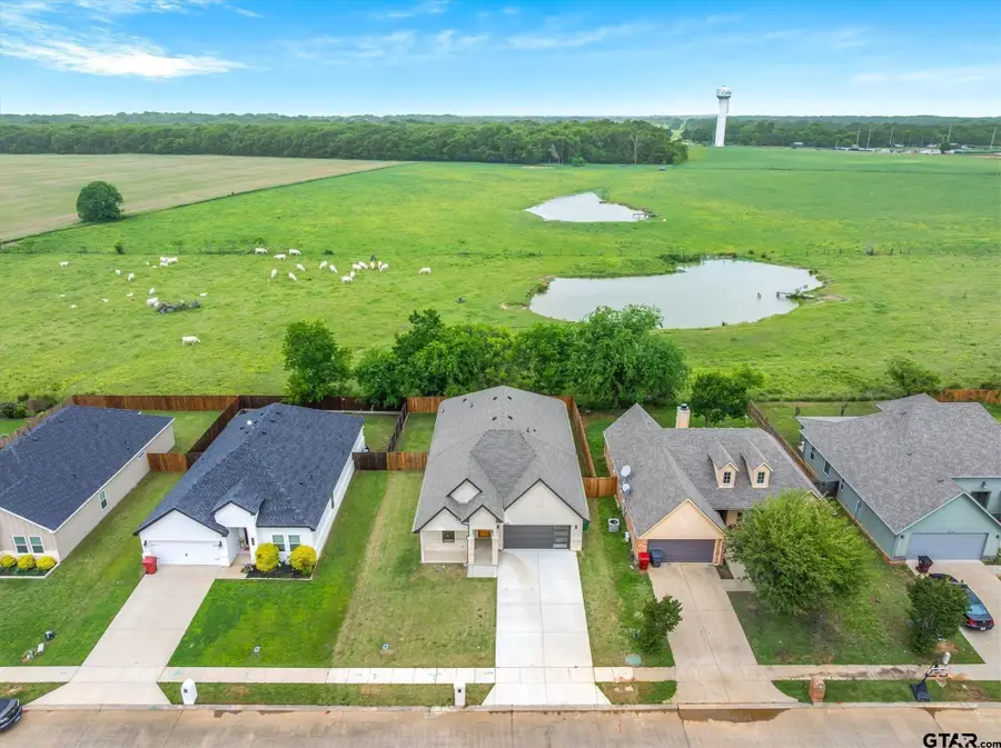 1868 Meadowview, Canton, TX 75103 - #2