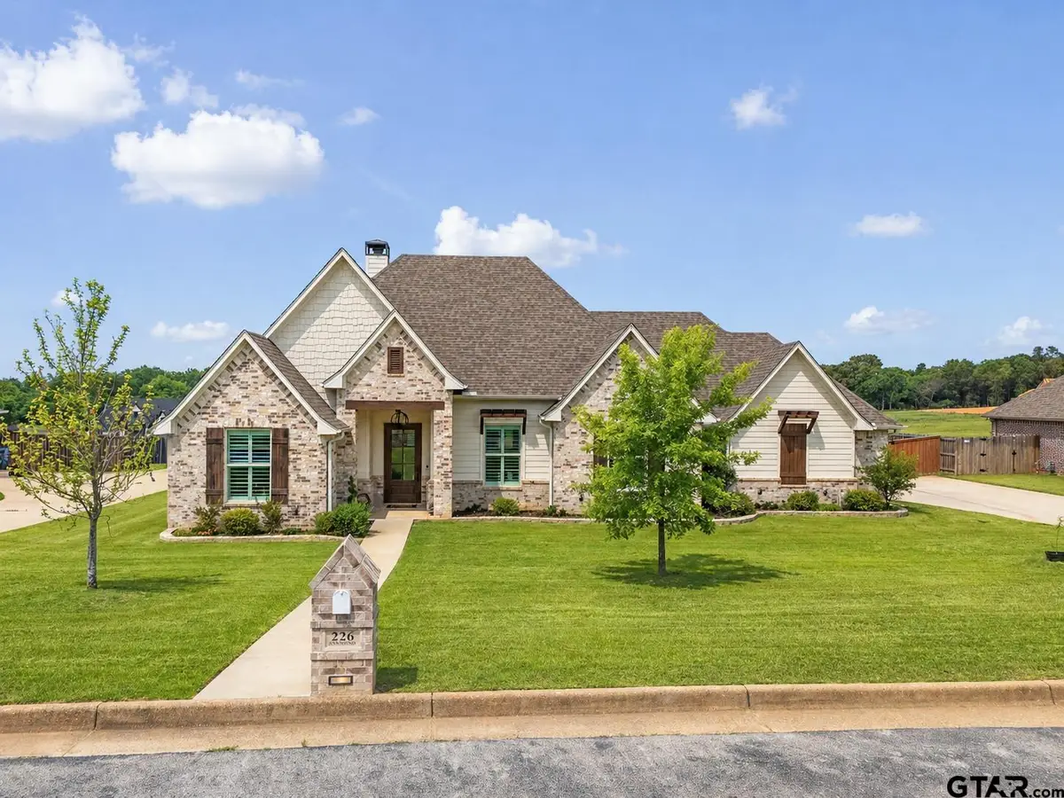 226 Sunnys Halo Blvd, Bullard, TX 75757 - #1