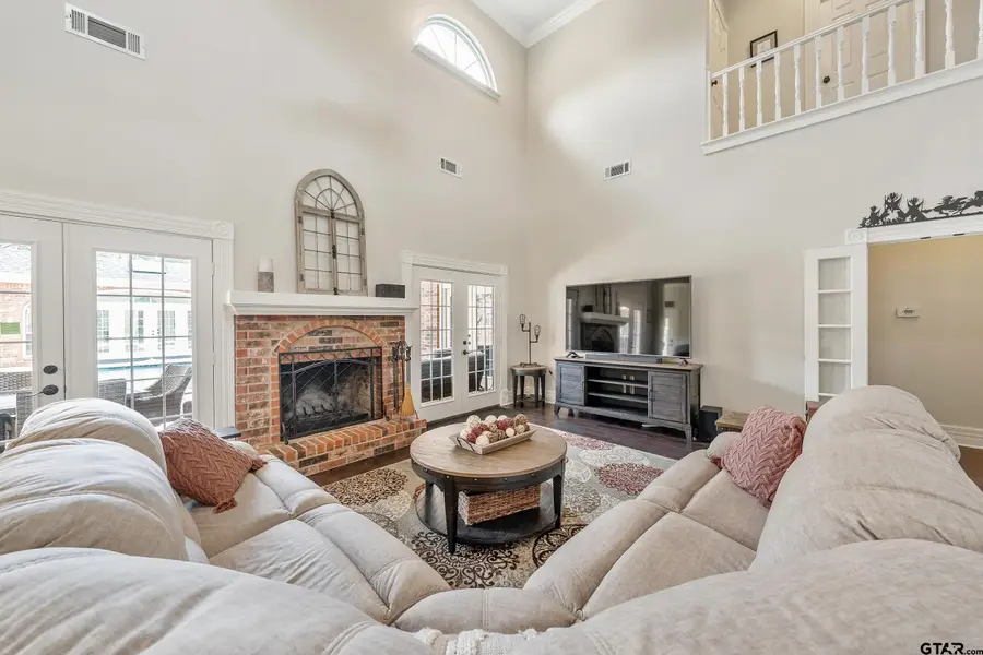 1881 Valley View, Tyler, TX 75703 - #3