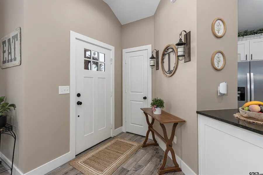 16210 Crossing Circle, Lindale, TX 75771 - #2
