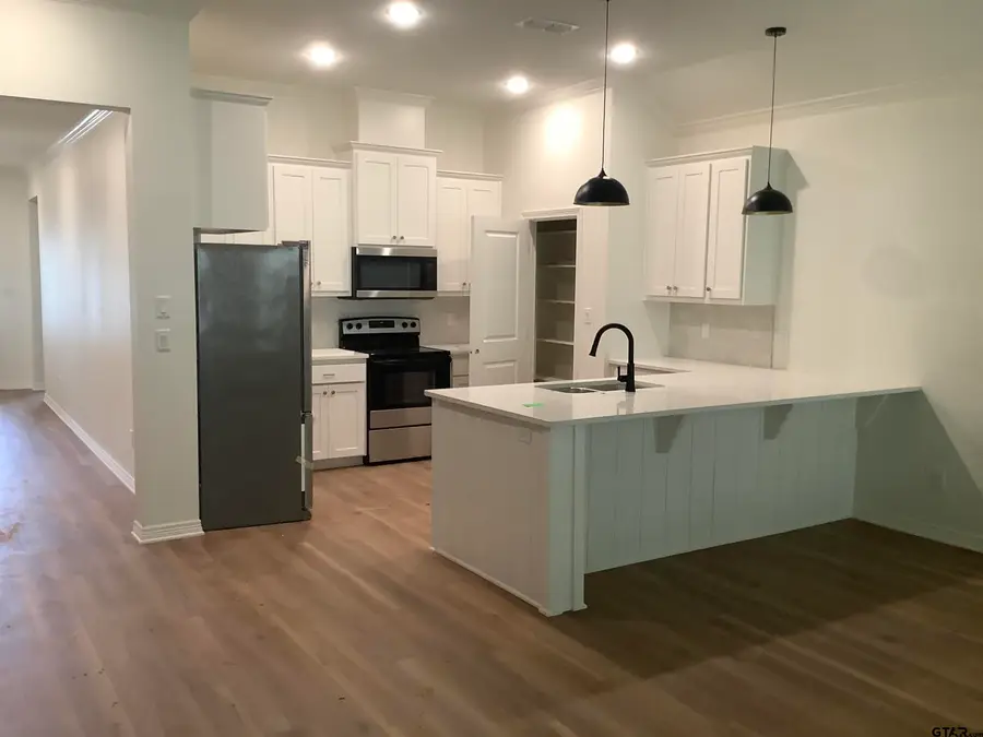 7937 Greenhill Drive, Tyler, TX 75703 - #2