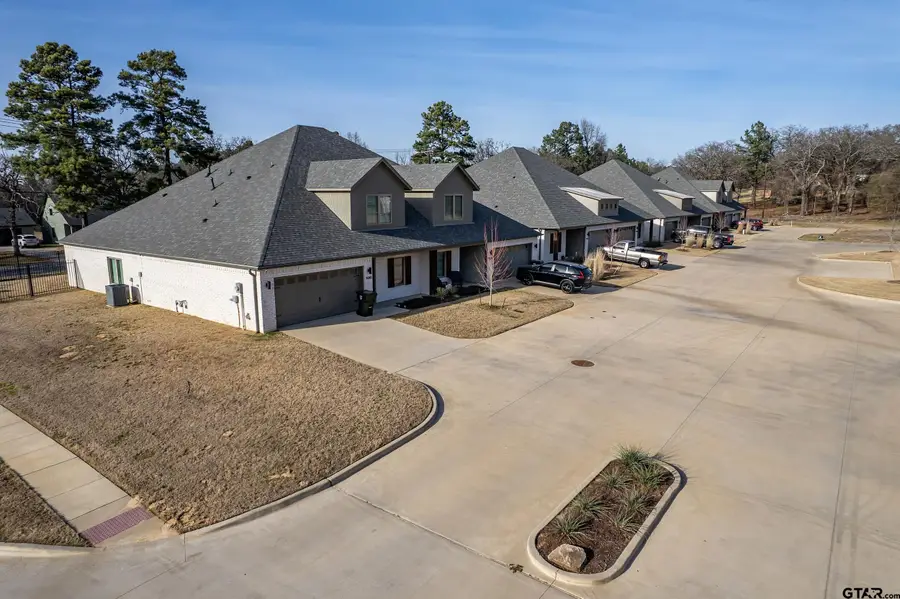 6858 Lazy Vale Ct., Tyler, TX 75703 - #2