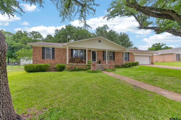 413 Asbury, Jacksonville, TX 75766