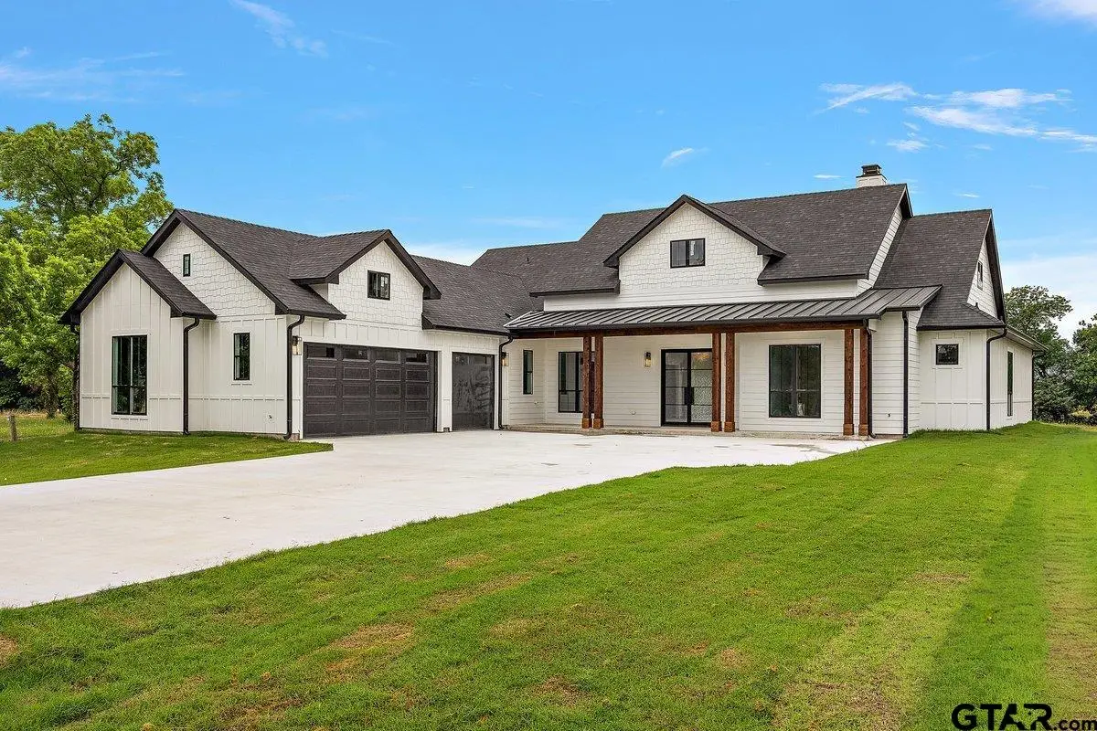 302 Canal St, Corsicana, TX 75109 - #1