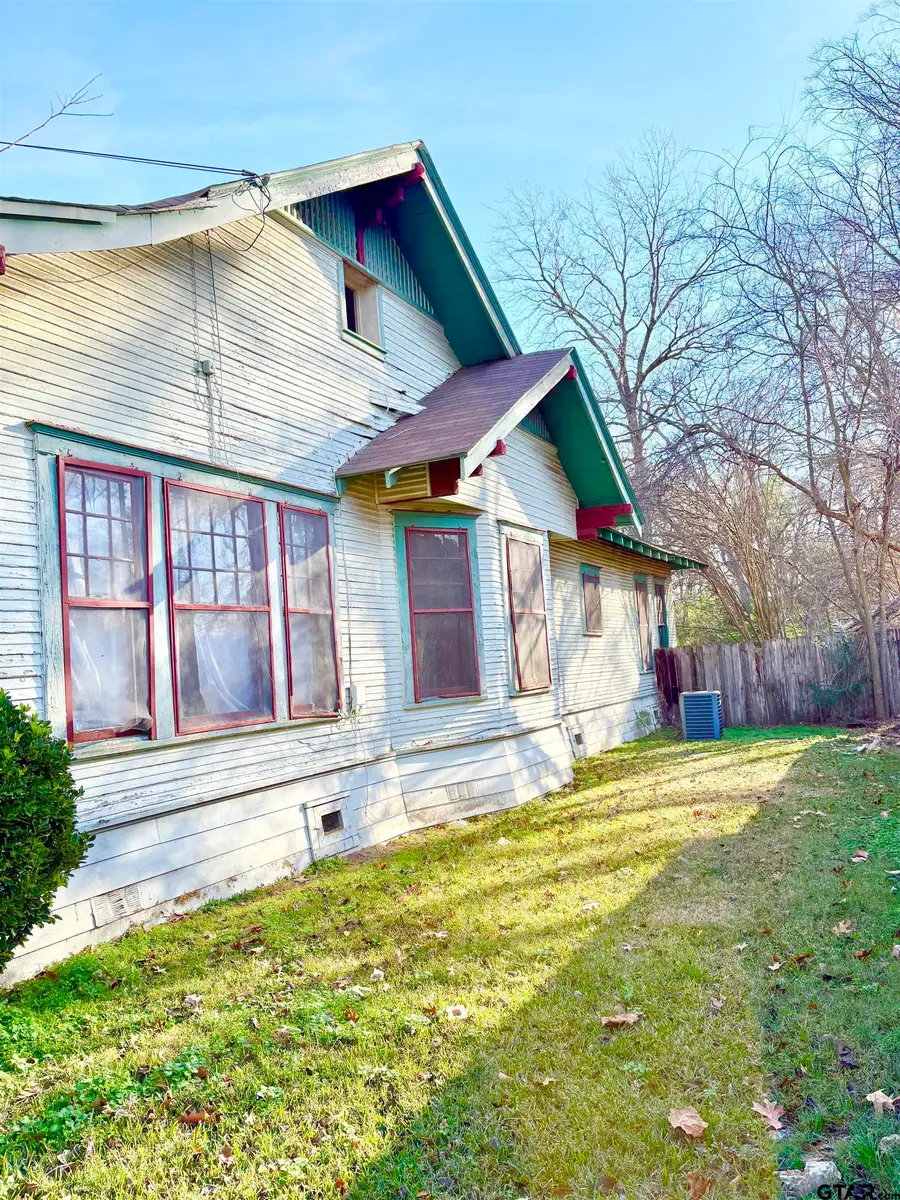 217 N Texas, Pittsburg, TX 75686 - #3
