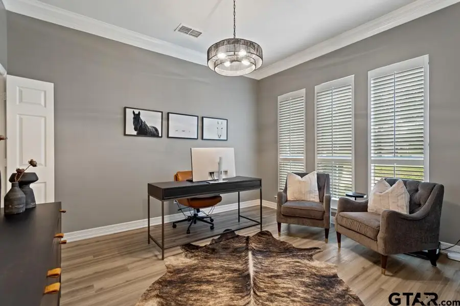 4008 Pinecreek Dr, Tyler, TX 75707 - #3