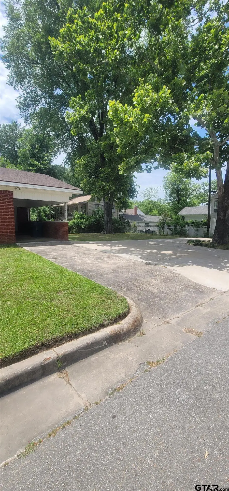 615 N Pacific St., Mineola, TX 75773 - #3
