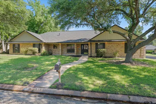 517 Brookwood Drive, Mount Pleasant, TX 75455