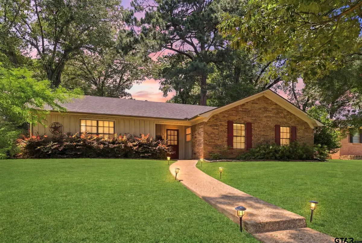 3505 Cloverdale Dr, Tyler, TX 75701 - #1