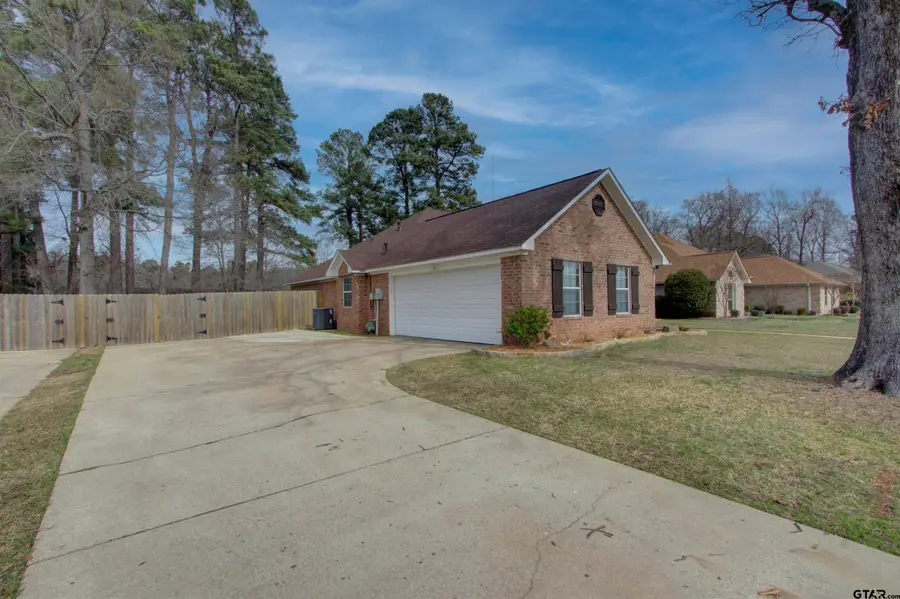 122 Corley Circle, Wake Village, TX 75501 - #3