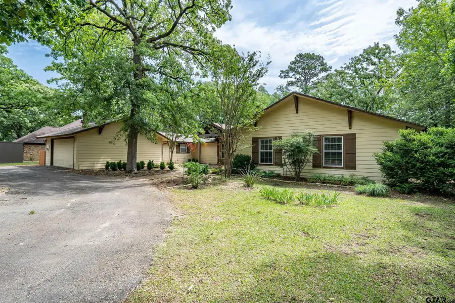 960 Greenbriar Trail, Holly Lake Ranch, TX 75765 - #3