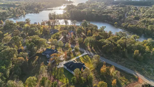 800 Stone Chimney Rd, Bullard,  75757