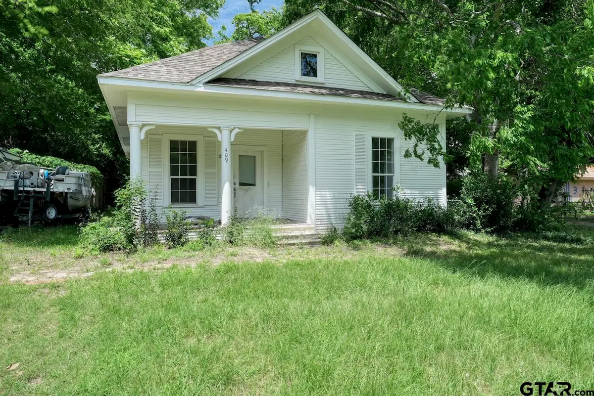 409 S Boyd St, Lindale, TX 75771 - #1