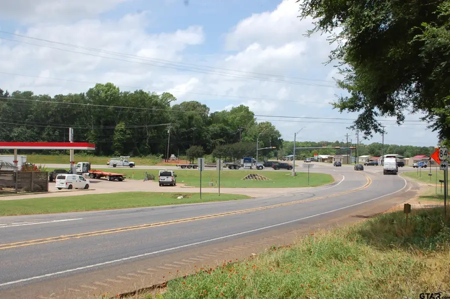 1279 E US HWY 84, Palestine, TX 75801 - #3