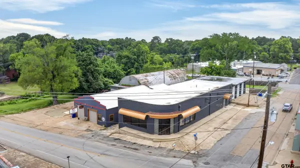 112 E Goliad Avenue, Crockett, TX 75835