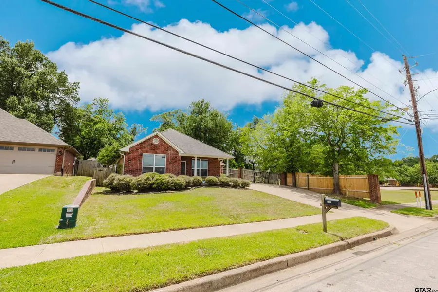 2801 Valley View Dr, Tyler, TX 75701 - #3