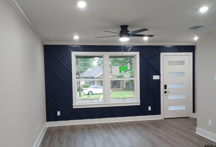 1219 W Lollar Street, Tyler, TX 75702 - #3