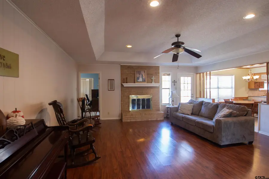 6001 Huntington Dr, Tyler, TX 75703 - #3