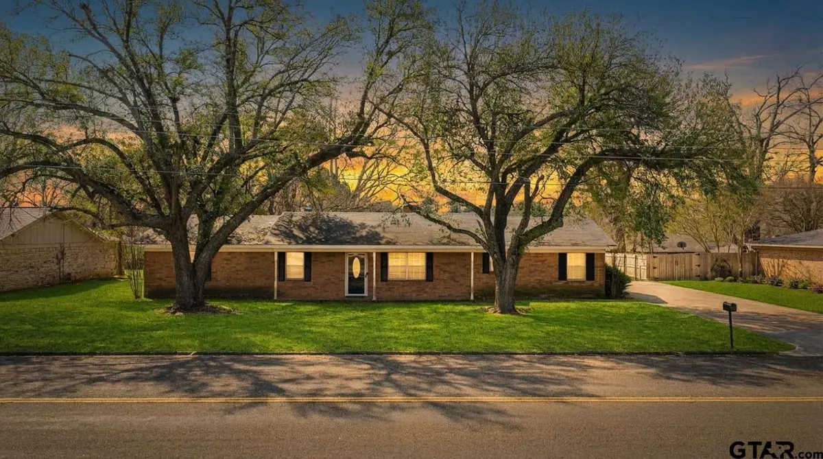 110 Cheryl St, Longview, TX 75604 - #1