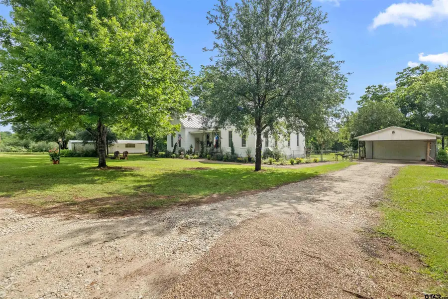529 E FM 323, Palestine, TX 75801 - #3