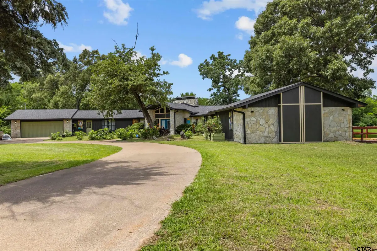 412 Woodhaven Cir, Jacksonville, TX 75766 - #1