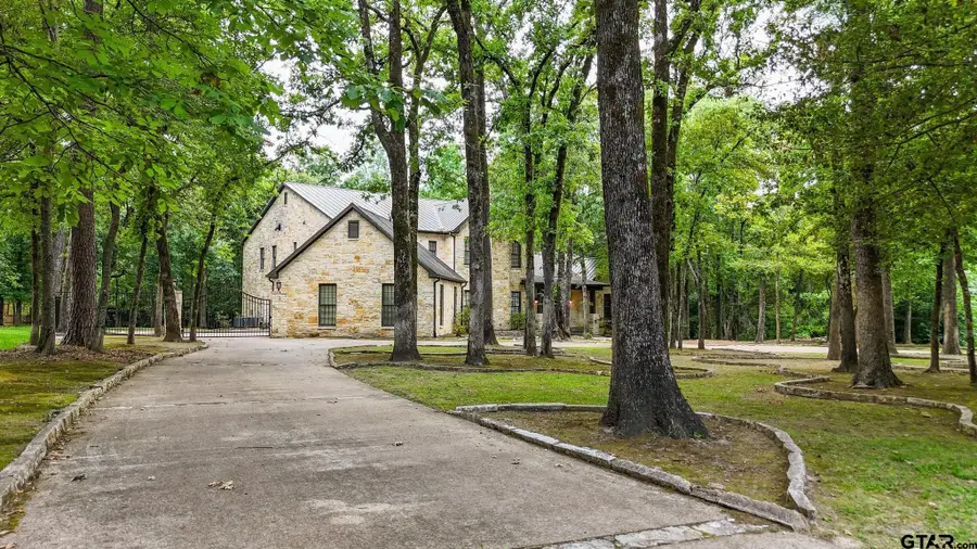 3025 Stonegate Blvd, Tyler, TX 75703 - #2