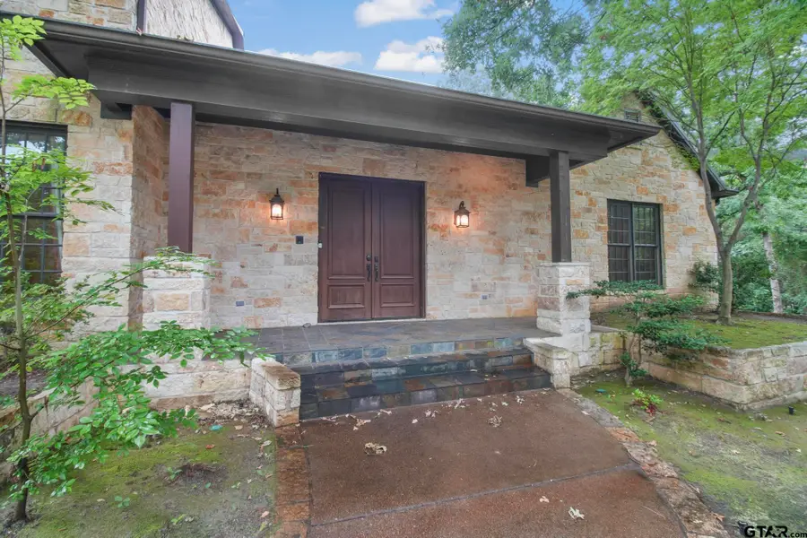 3025 Stonegate Blvd, Tyler, TX 75703 - #3