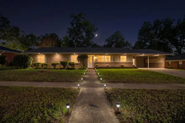 117 Ridgecrest Dr., Tyler, TX 75701