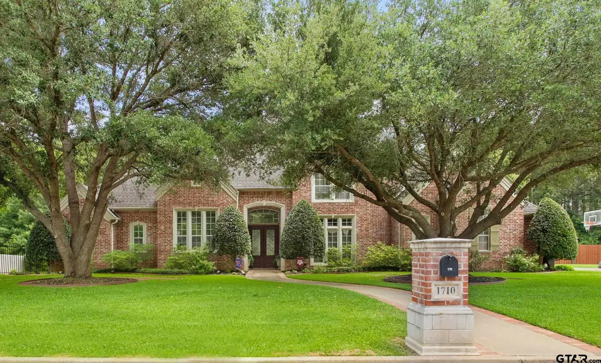 1710 Holcomb Cir., Tyler, TX 75703 - #1