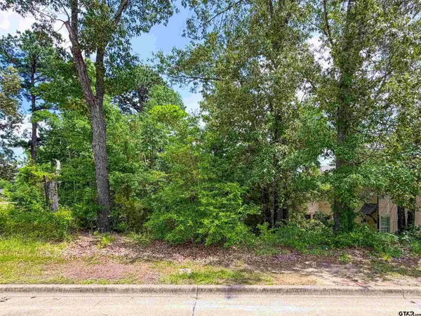 2807 J Cupit Ct, Tyler, TX 75709
