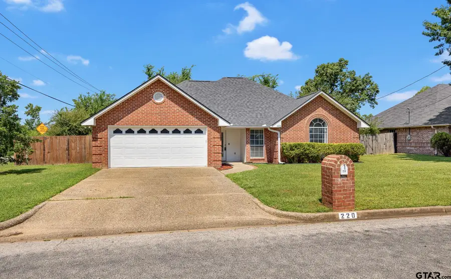 220 Eastgate Dr, Whitehouse, TX 75791 - #2