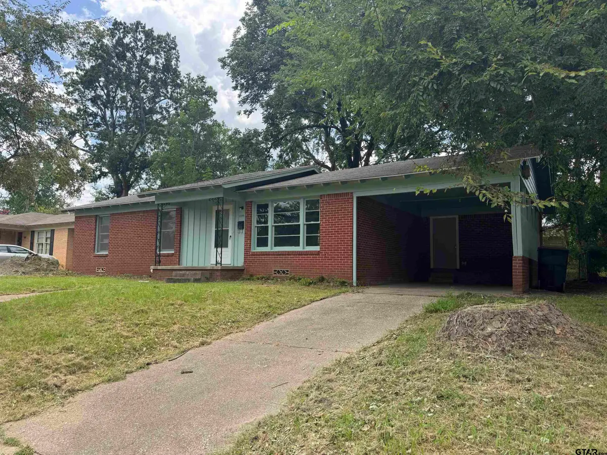 1725 S. Mahon, Tyler, TX 75701 - #1