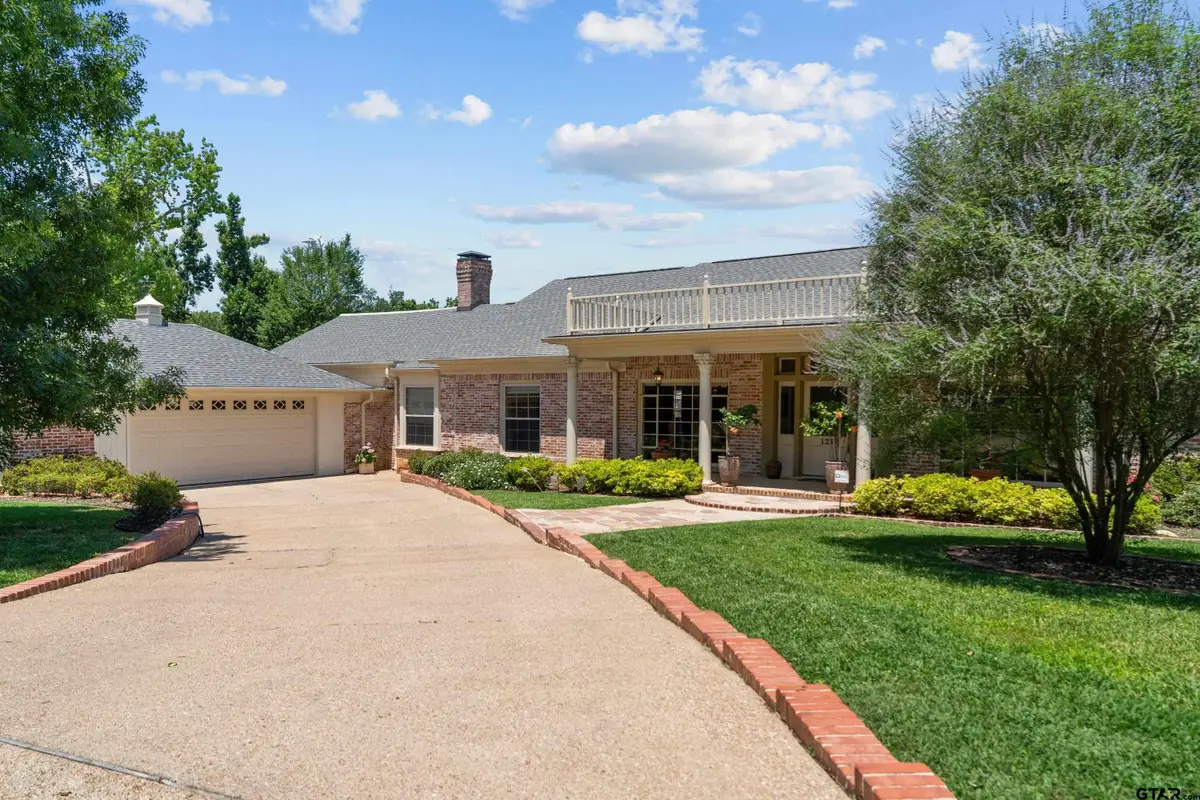 121 Fair Ln, Tyler, TX 75701 - #1