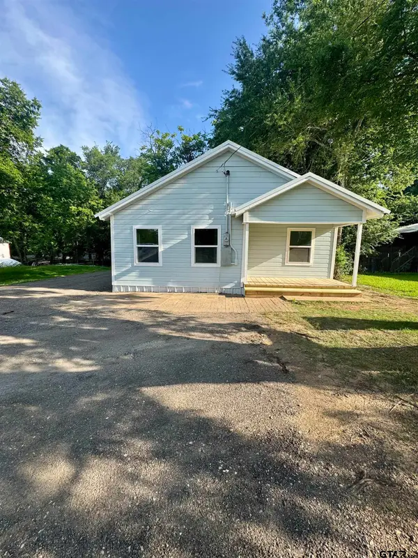 606 W Wolfe St, Grand Saline, TX 75140