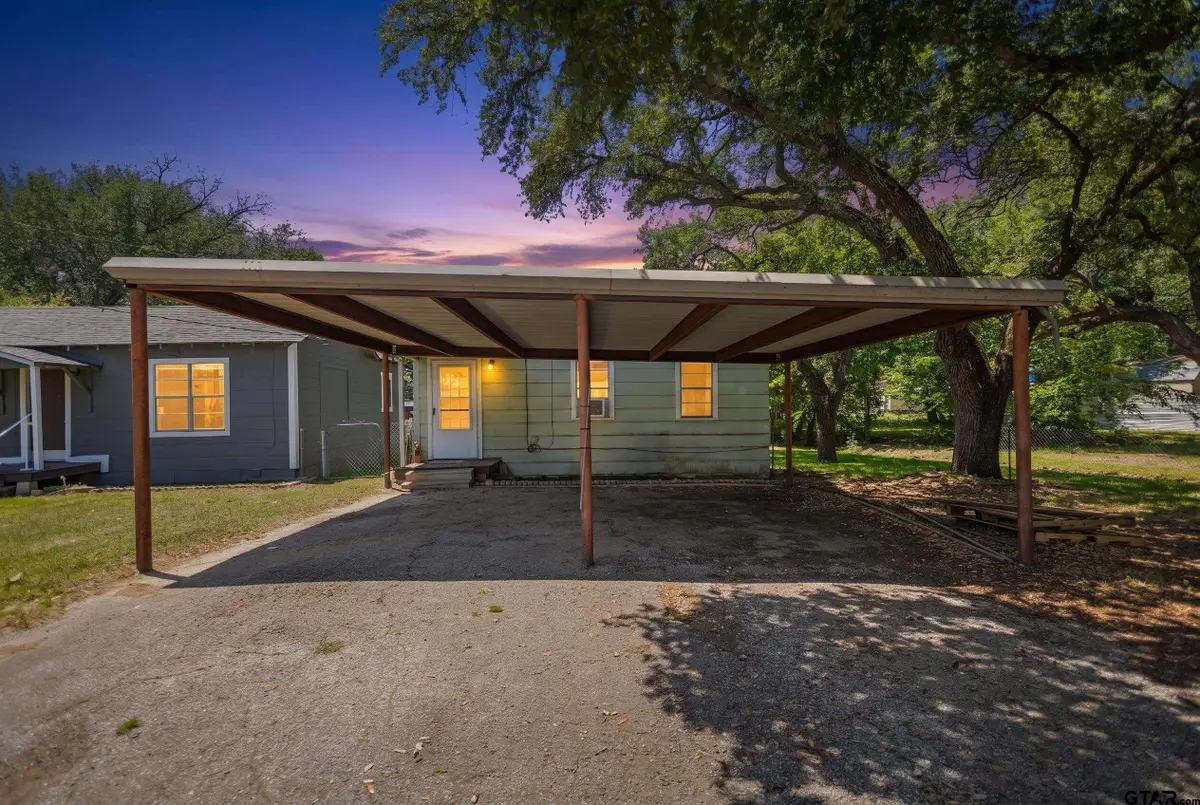 253 N Pecan, Van, TX 75790 - #1