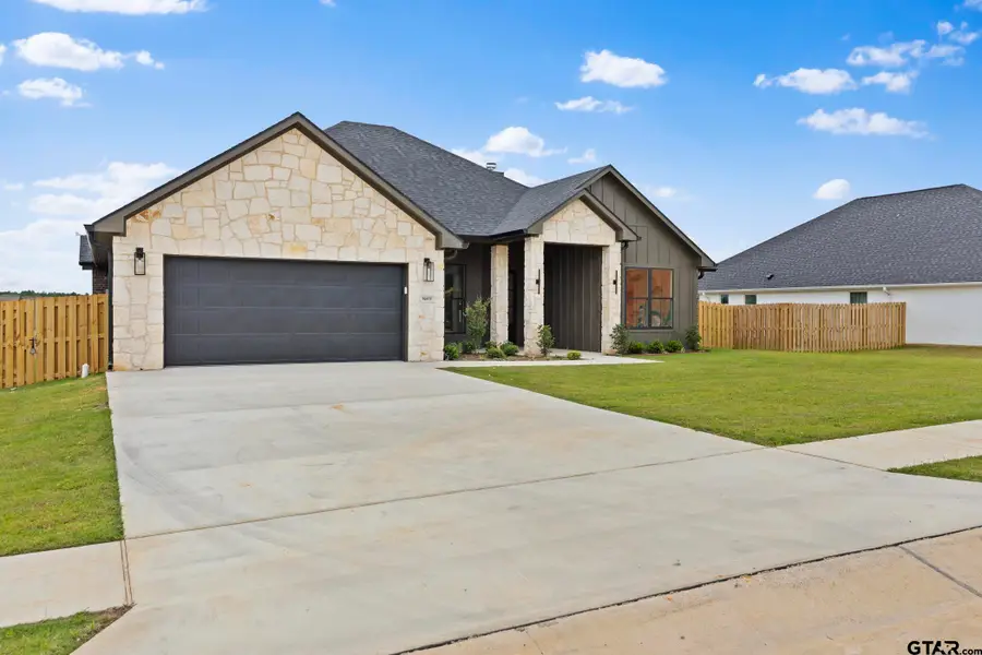 16417 Clearview Dr, Lindale, TX 75771 - #3