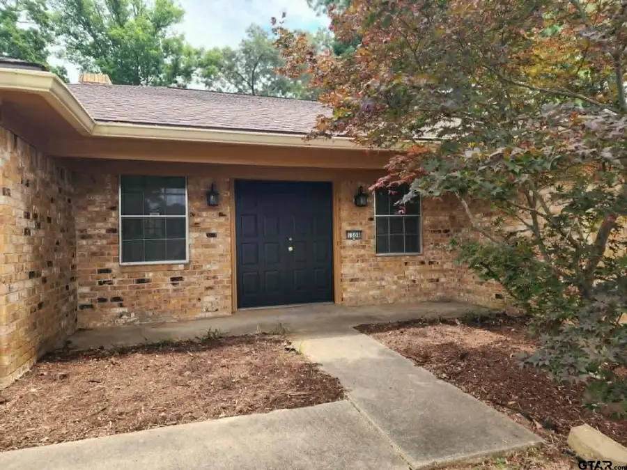 1308 Fairhaven St., Longview, TX 75605 - #3