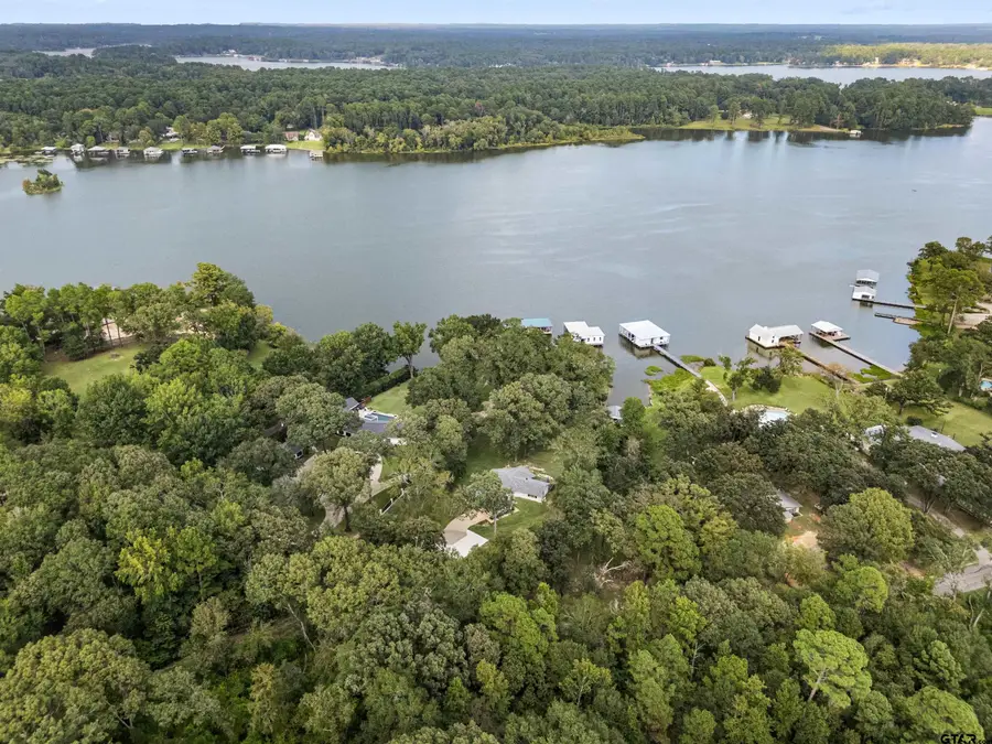13235 Peninsula Rd., Whitehouse, TX 75791 - #2