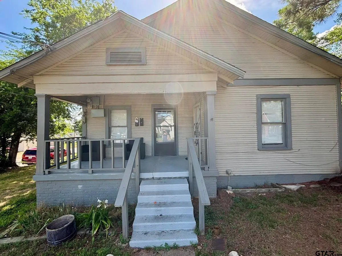 1120 S Donnybrook, Tyler, TX 75701 - #1