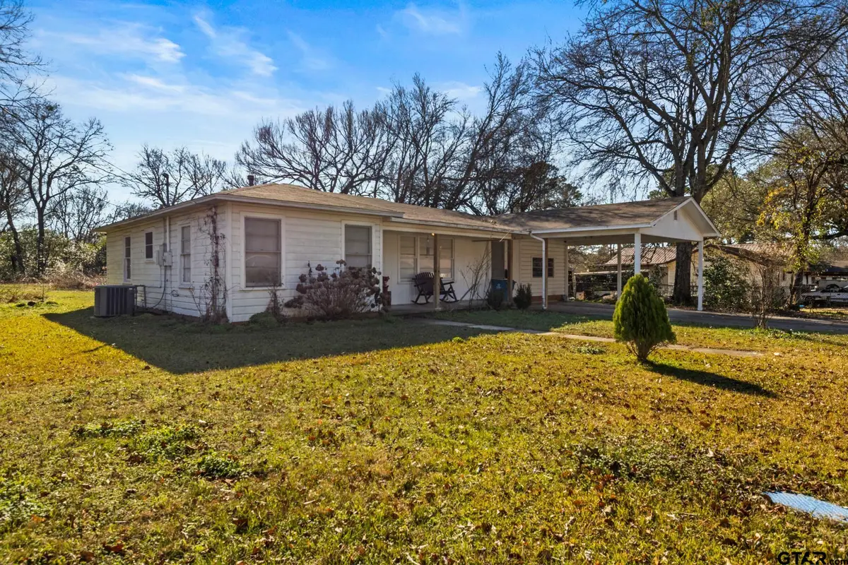1210 E 4th, Mount Pleasant, TX 75455 - #1