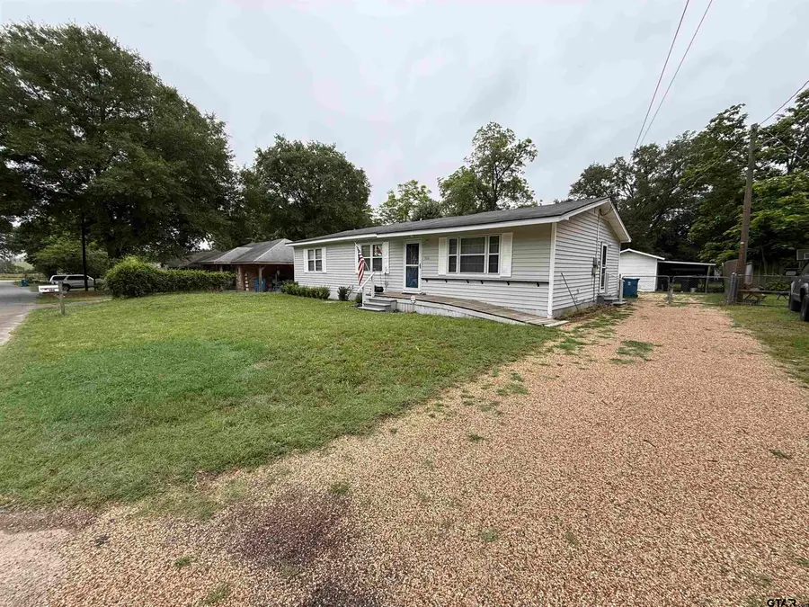 306 Floyd St, Winnsboro, TX 75494 - #3