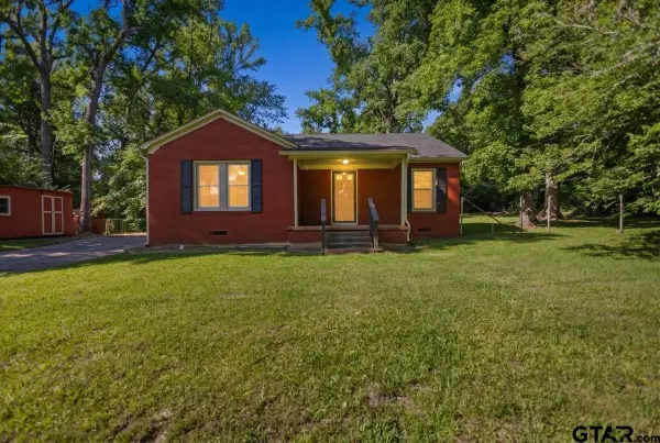 4597 W SH 64, Henderson, TX 75652