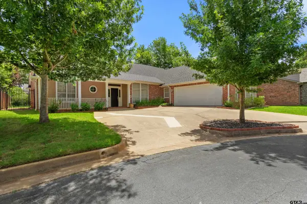 3866 Broadmoore Ct, Tyler, TX 75707